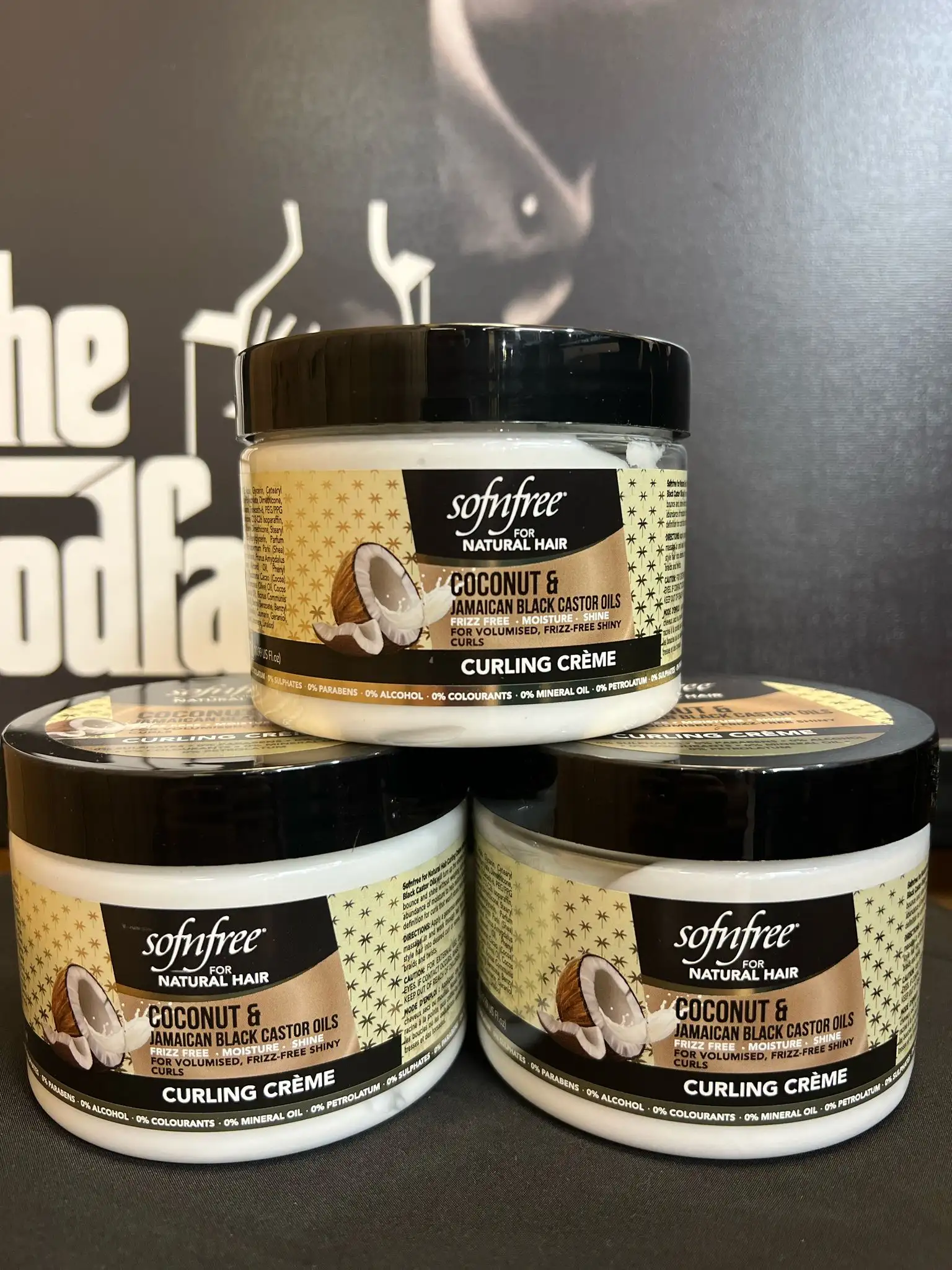 Crème Capillaire Sofn'free, crème pour boucles, noix de coco et ricin noir, El Padrino Barber Shop Québec